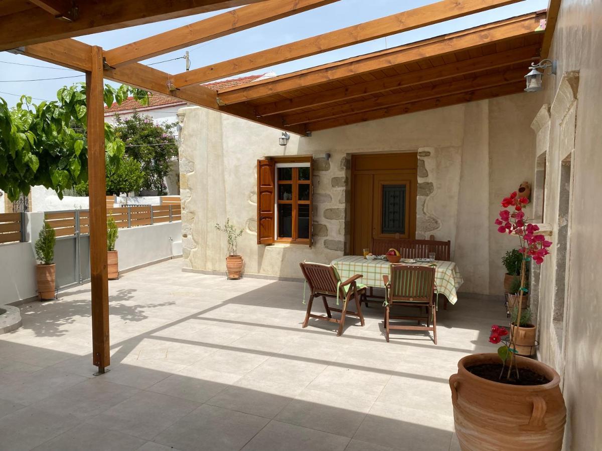 Villa Avli House Vóroi Esterno foto