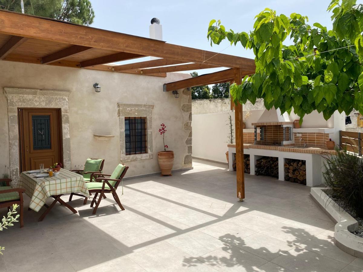 Villa Avli House Vóroi Esterno foto